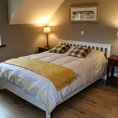 Ballyferriter Links Side House *